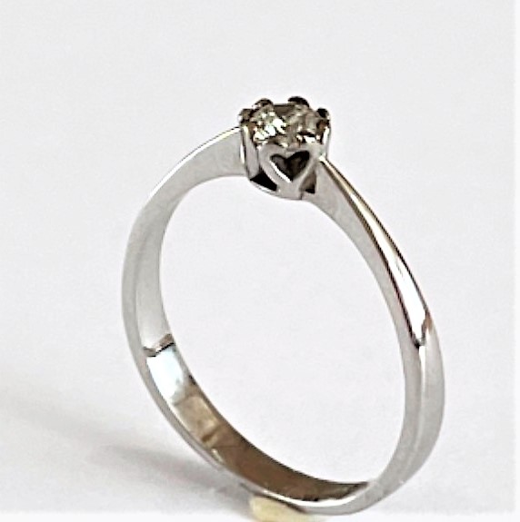 Prsten z bílého 14 karátového zlata s briliantem - 1