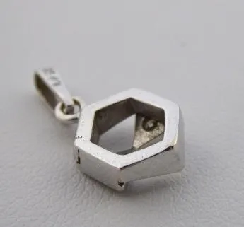 Přívěsek z bílého zlata s diamanty - 2