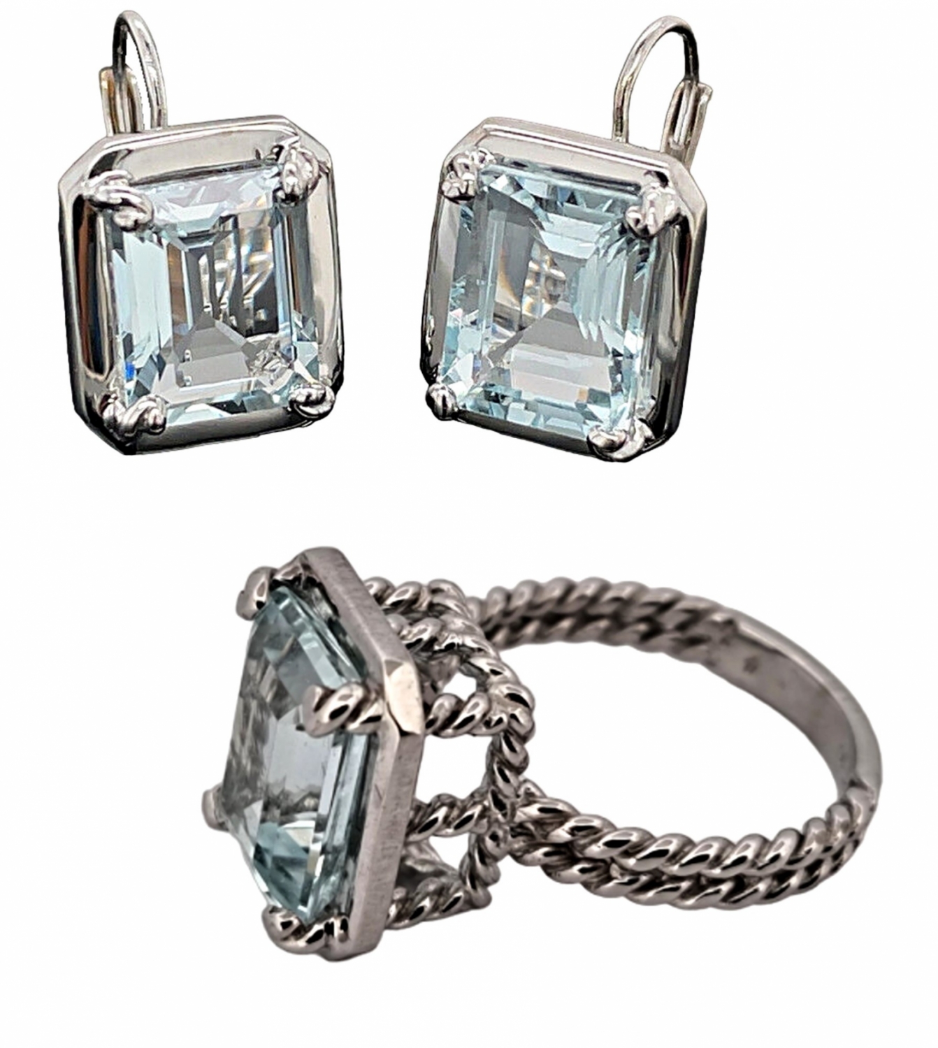 SET Z BÍLÉHO ZLATA (NÁUŠNICE A PRSTEN) S AKVAMARÍNEM