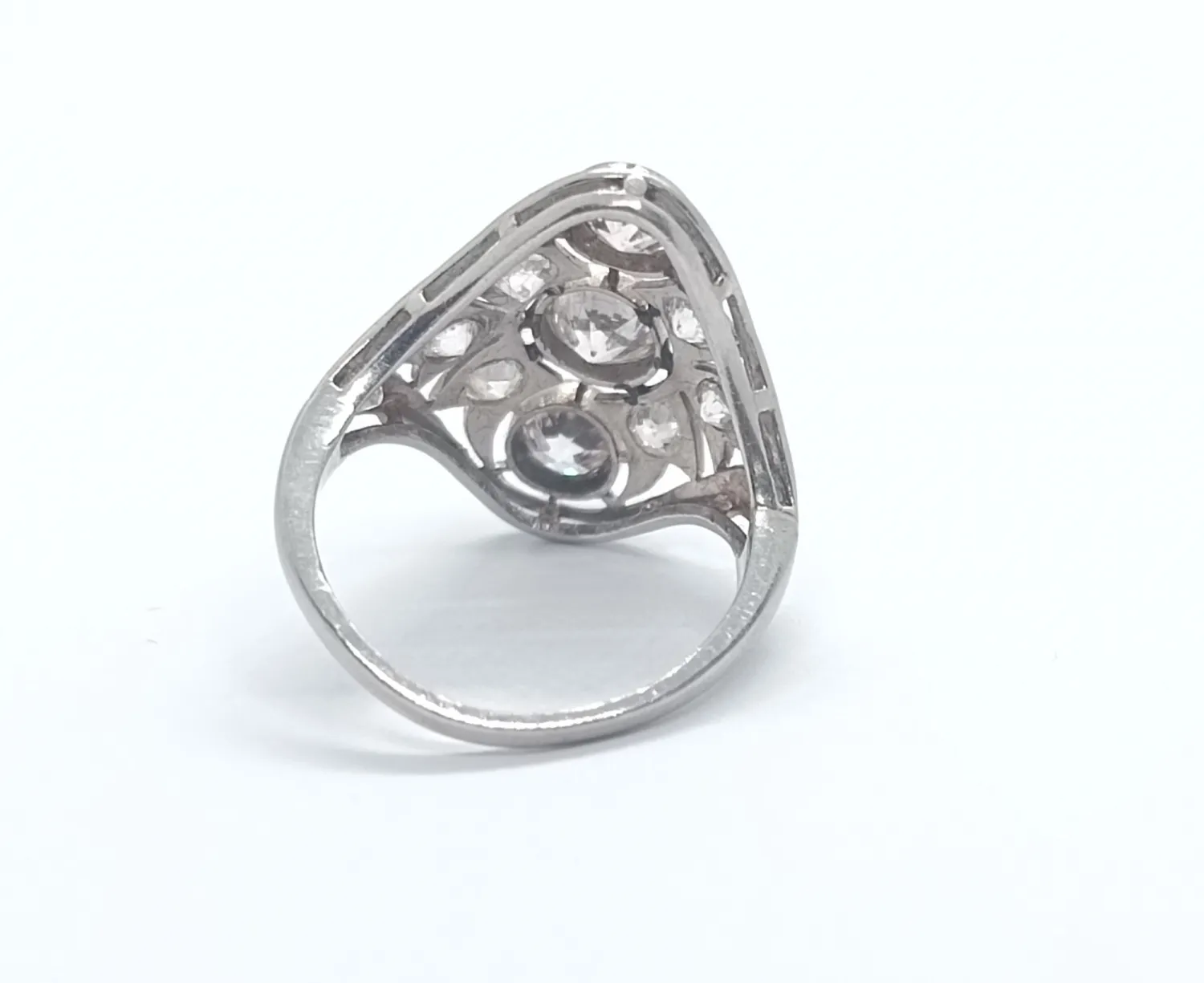 Platinový prsten s diamanty - 4