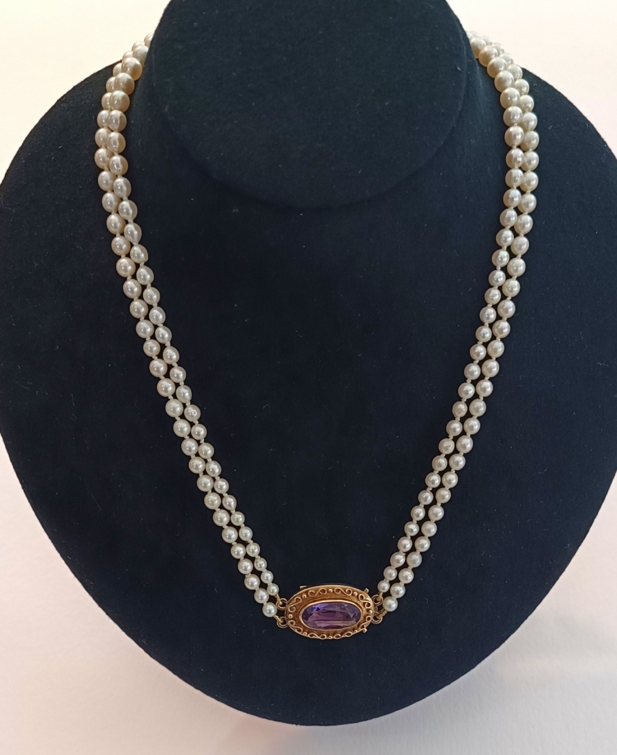 Perlový náhrdelník s ametystem
