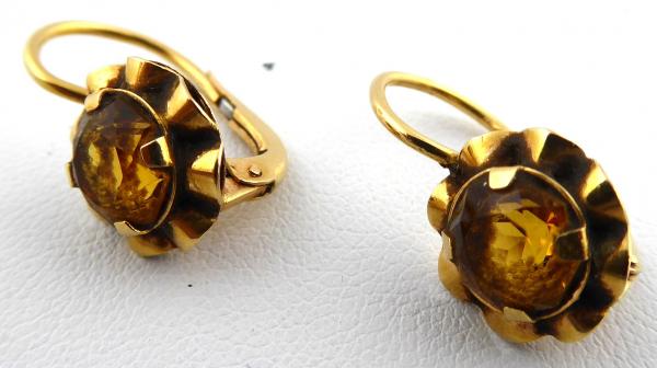 Zlaté náušnice s ambrovými kamínky