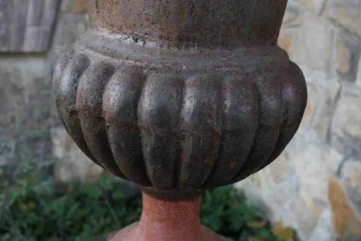 Starožitné litinové zahradní vázy výška 75 cm - 4