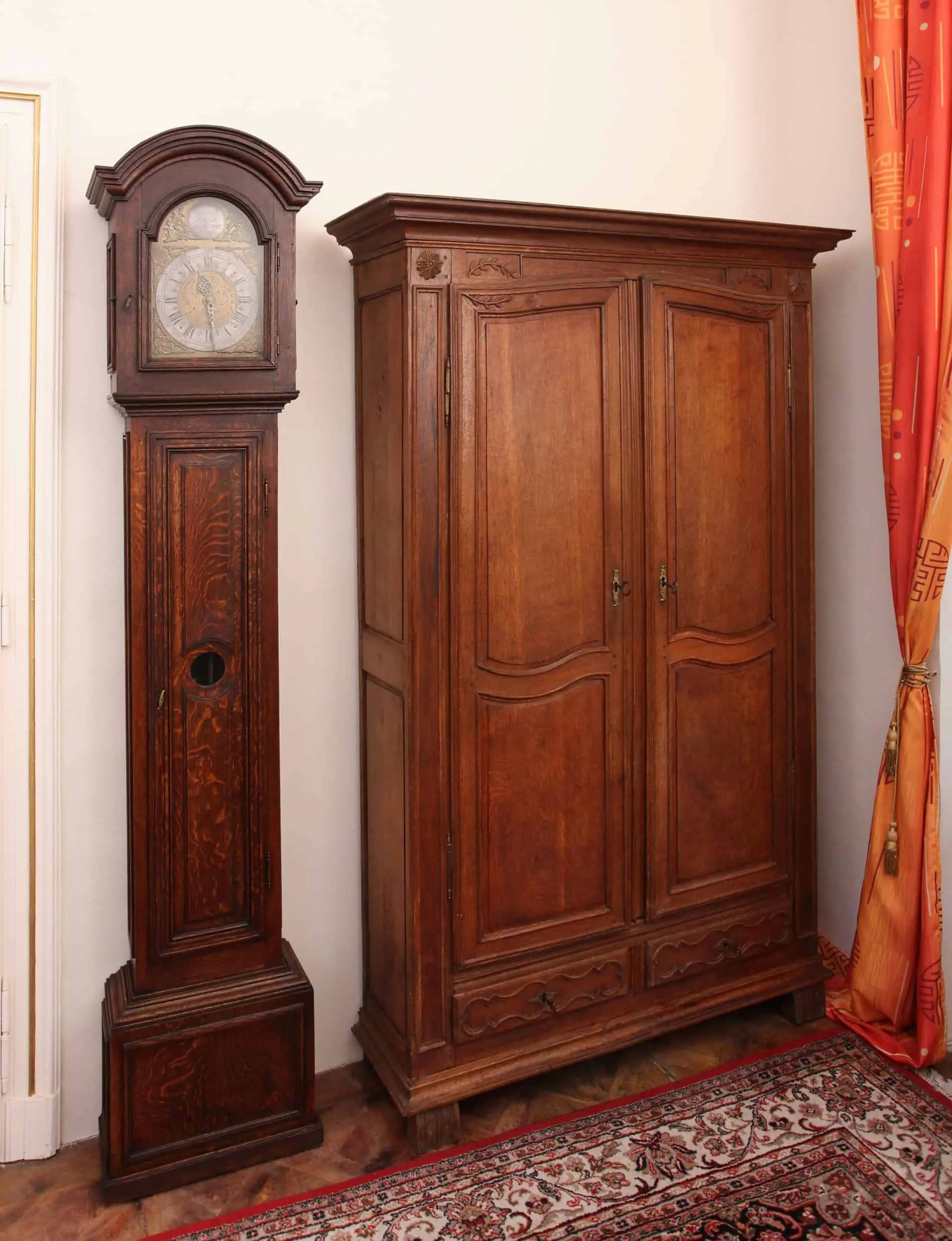 Starožitné podlahové hodiny z 19. století - 1