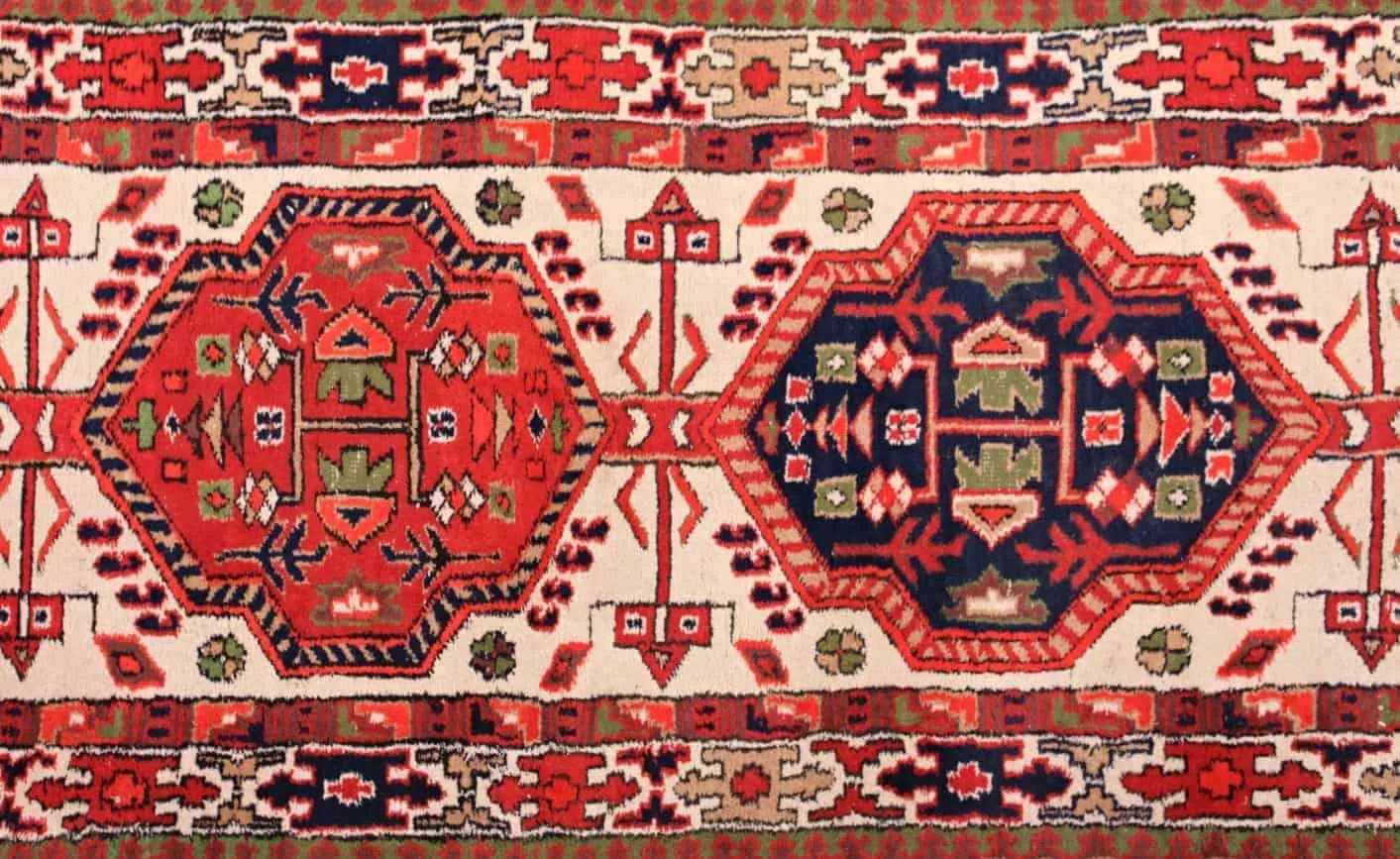 Perský běhoun z Hamedanu. 338 x 90 cm - 2