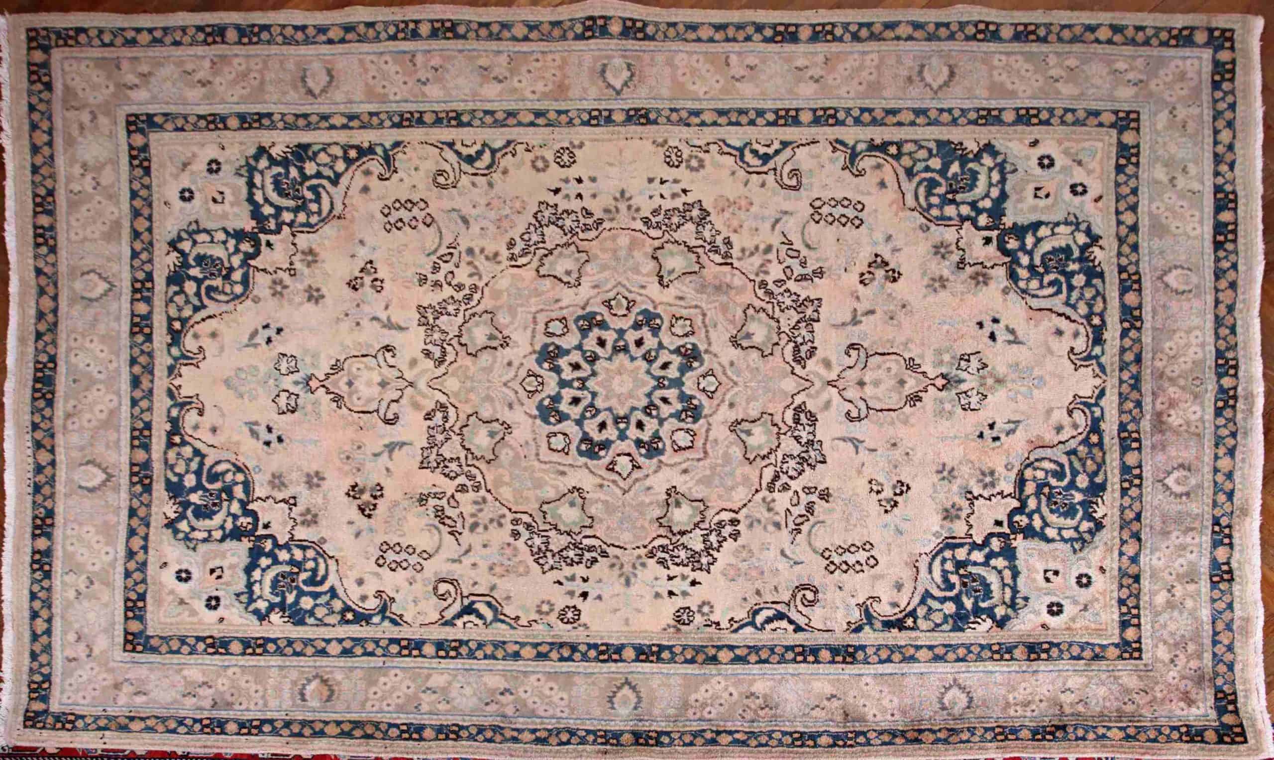 Ručně vázaný perský koberec Meymeh. 283x193cm