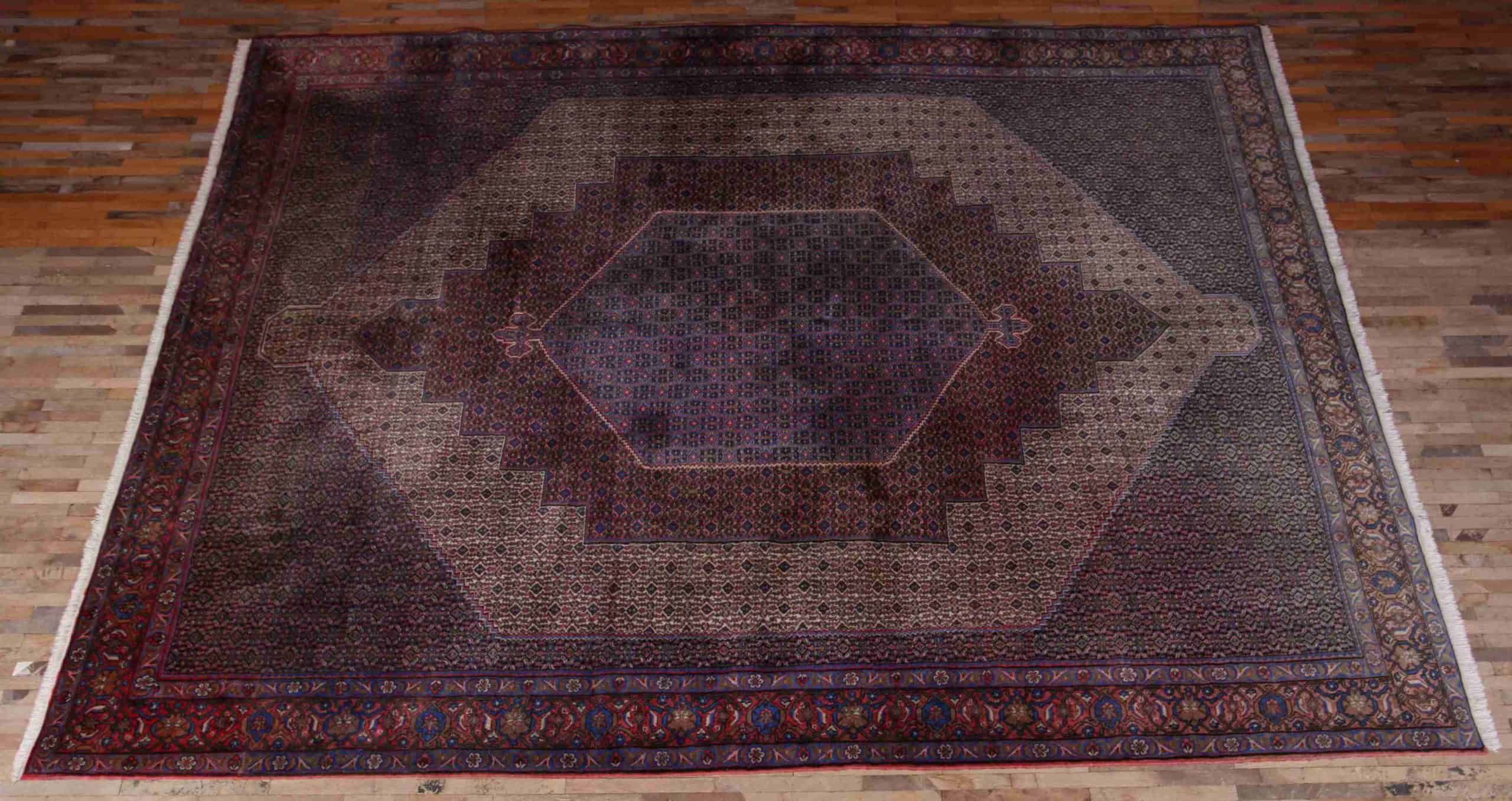 Ručně vázaný perský koberec Seneh 357 x 252 cm