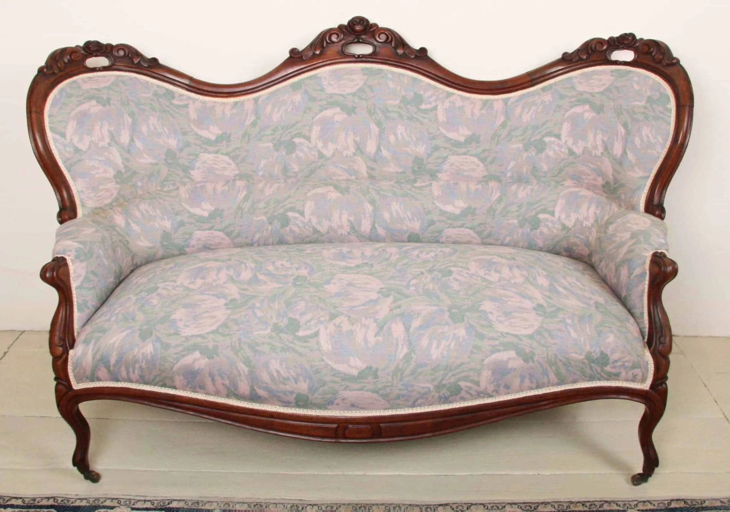 Druhorokoková sofa. Zrestaurovaná - 2