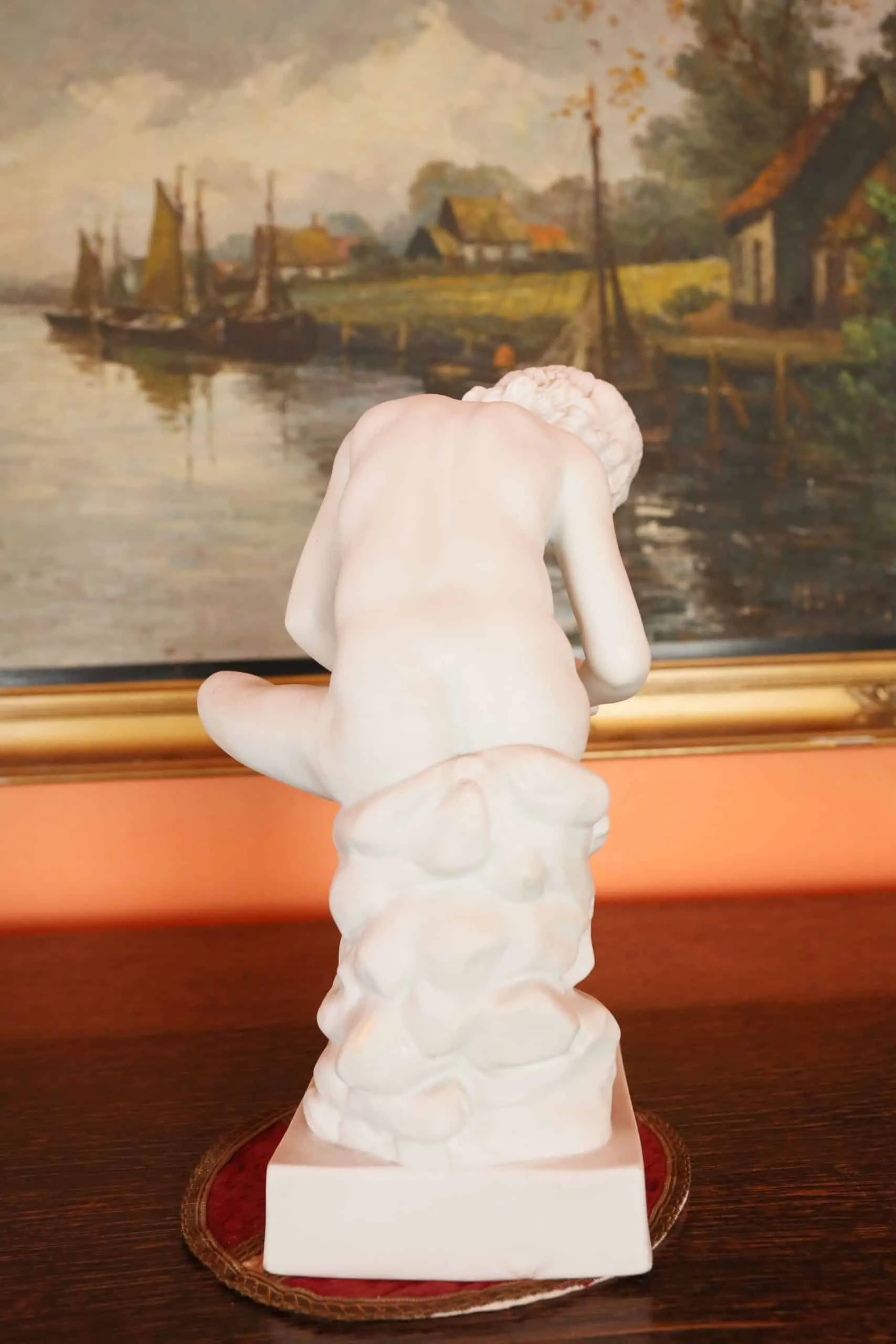 Chlapec s trnem. Biskvit. V 28 cm. Značeno - 4
