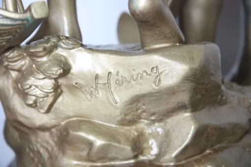 Socha mladého páru. Signováno W. Hering - 6