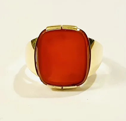 Zlatý art-deco pánský prsten s karneolem