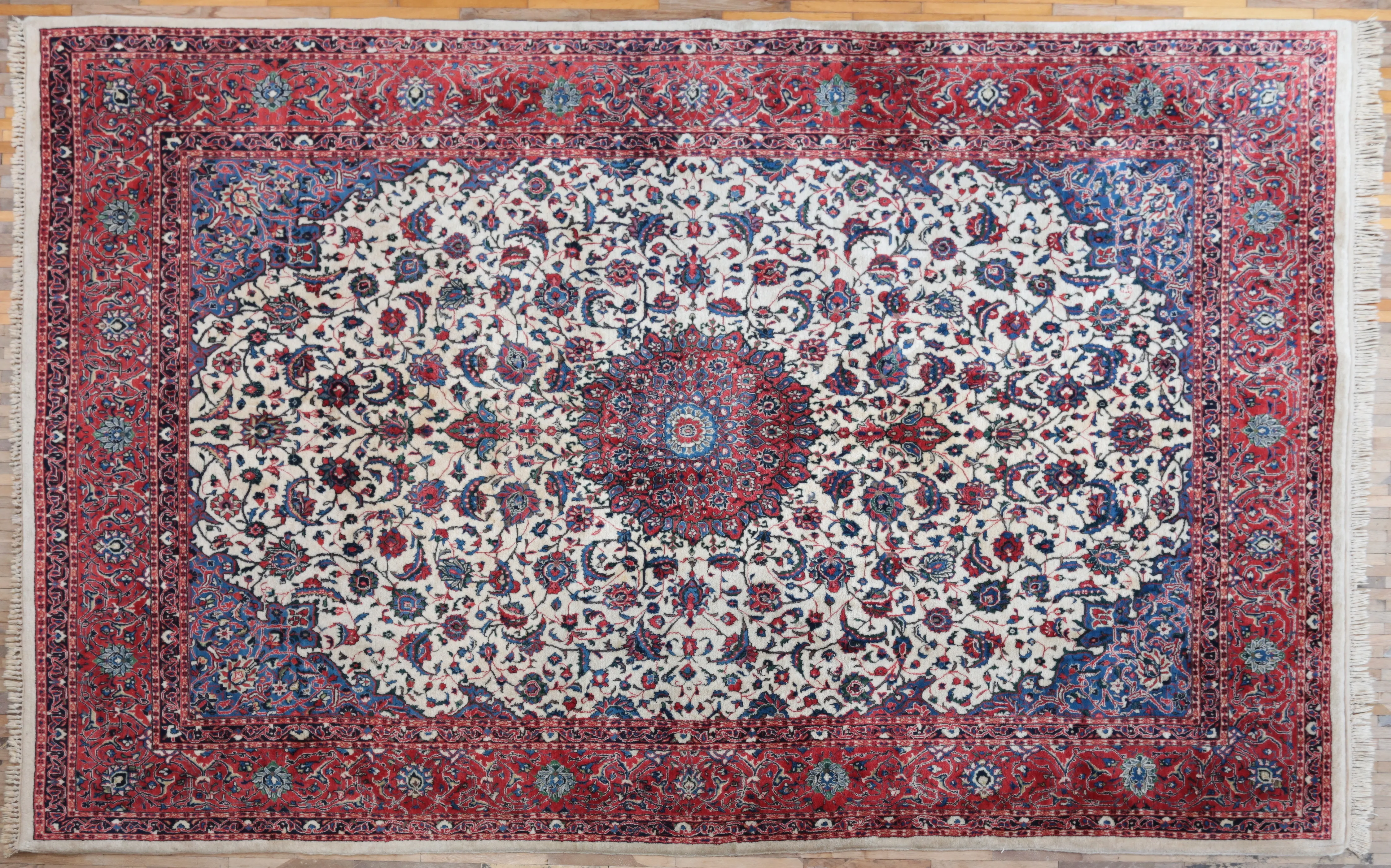 Perský koberec Tabriz 378 x 264 cm