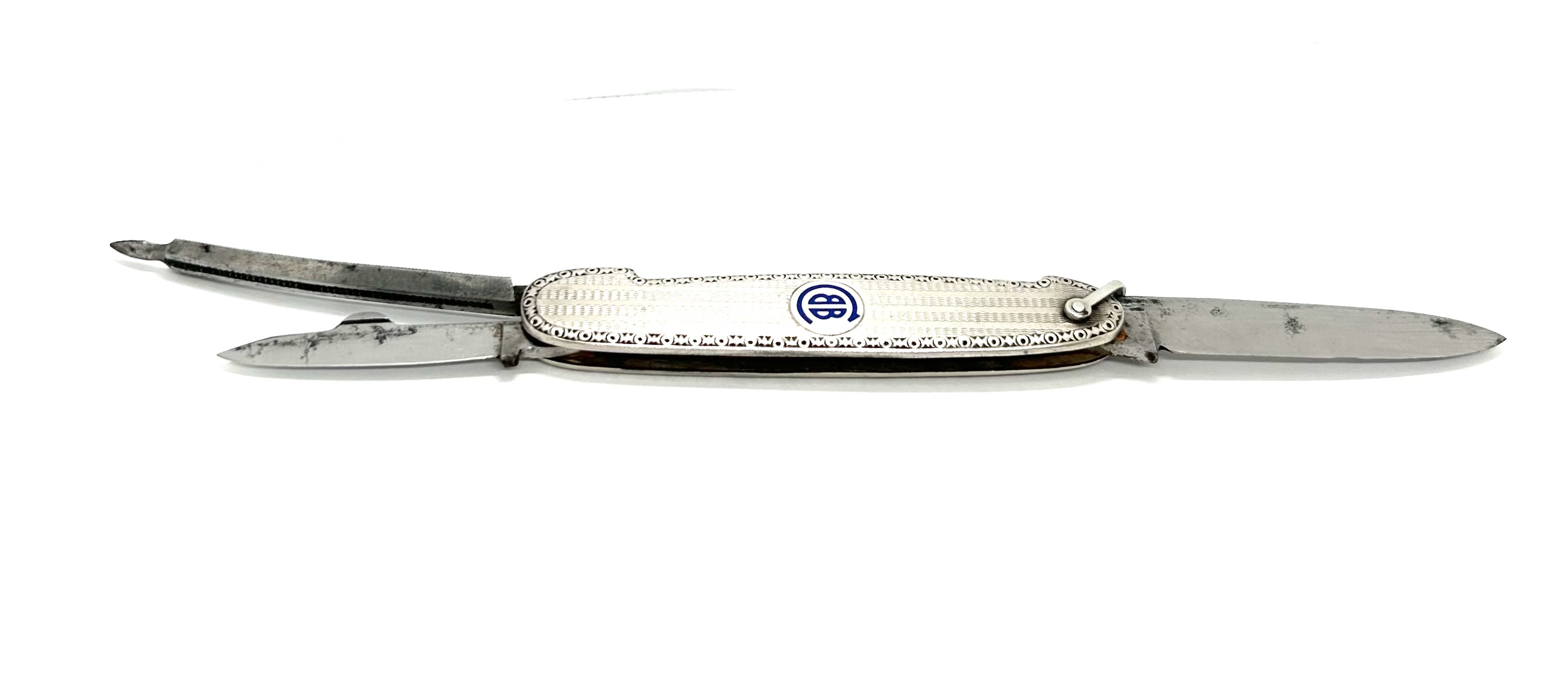 Stříbrný kapesní nůž