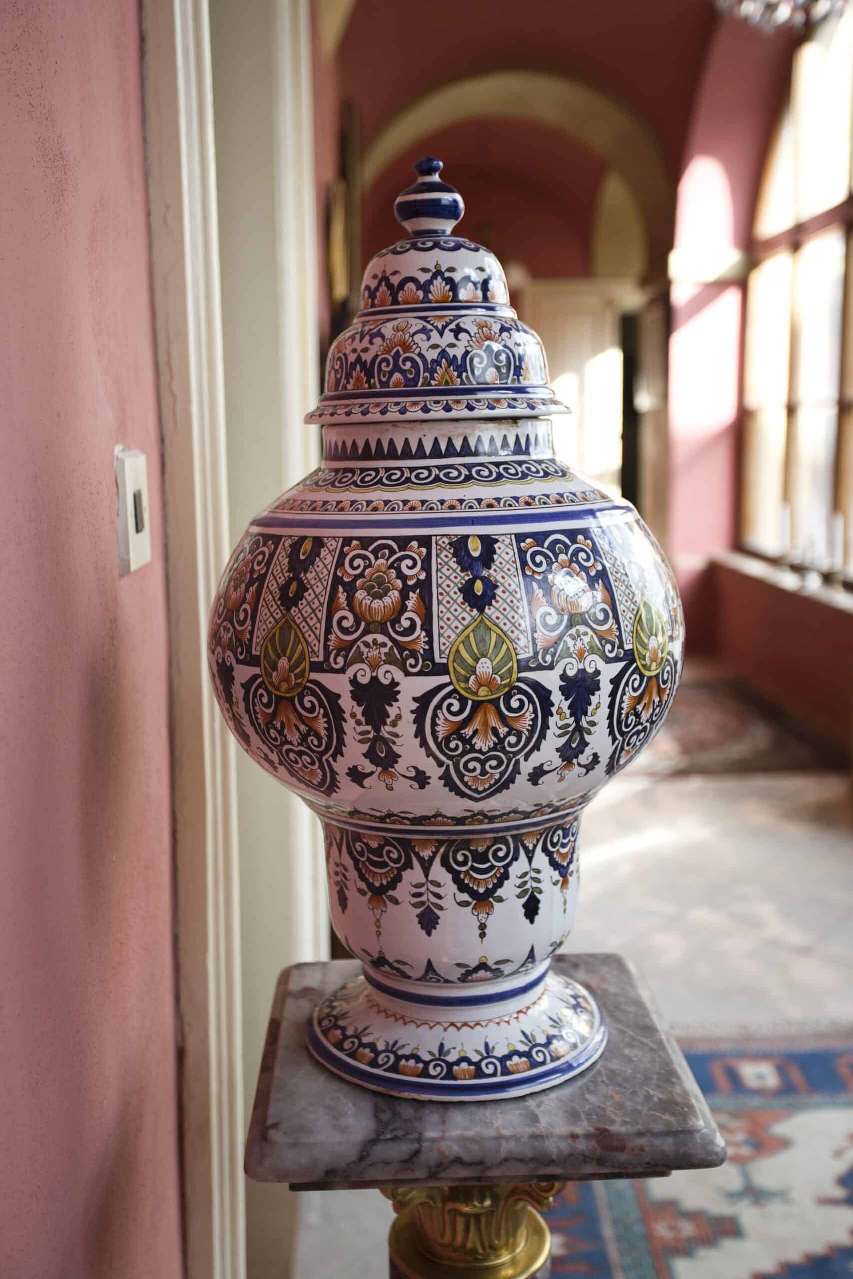 Párové delftské vázy, 55 cm