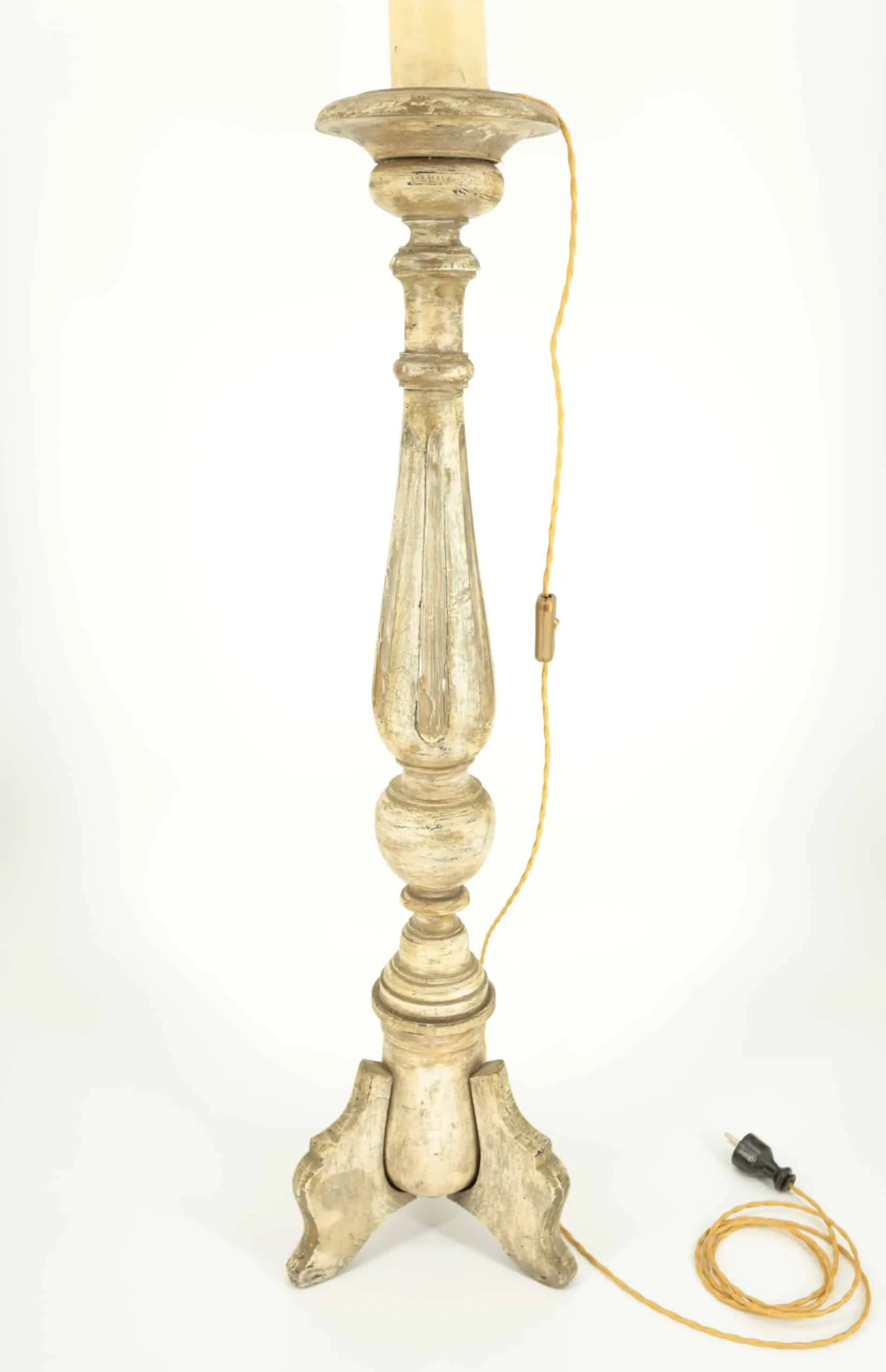 Dřevěná stojací lampa se stínidlem z pergamenu - 3