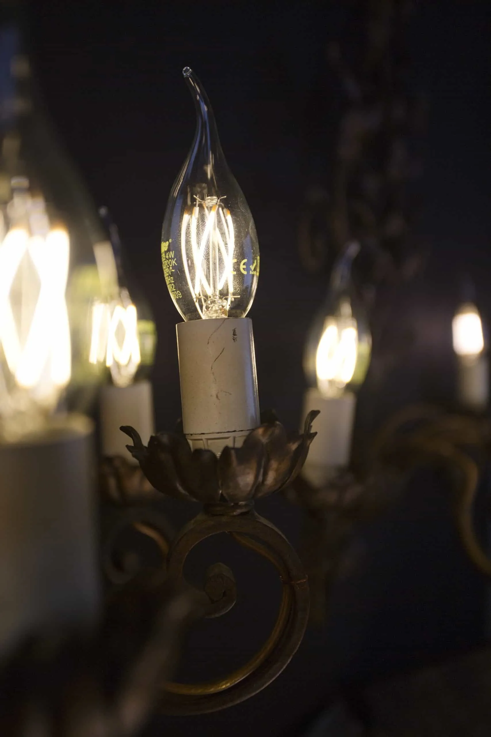 Párové nástěnné lampy s florálním zdobením - 2