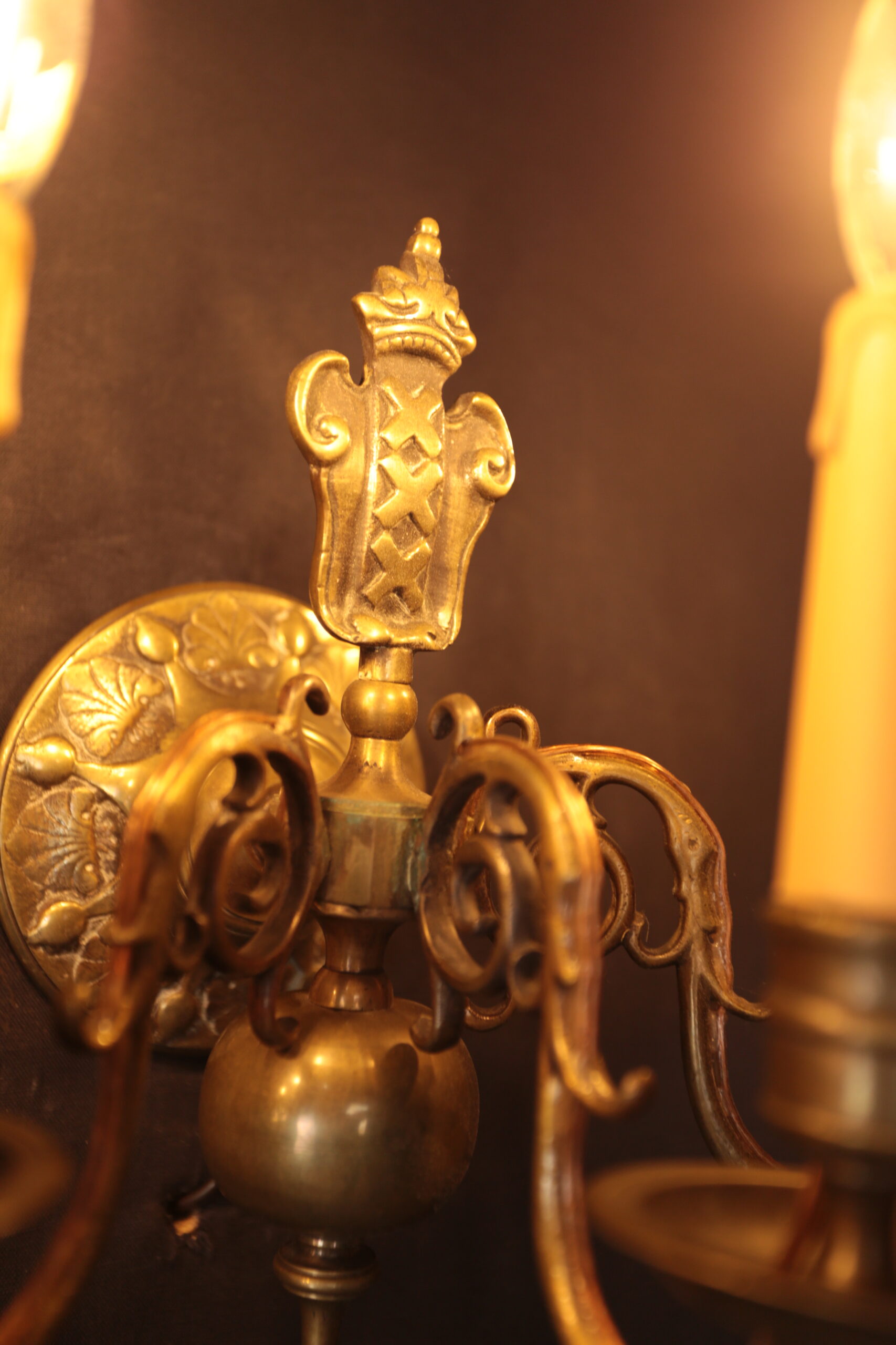 Starožitné nástěnné lampy s erbem, bronz - 5