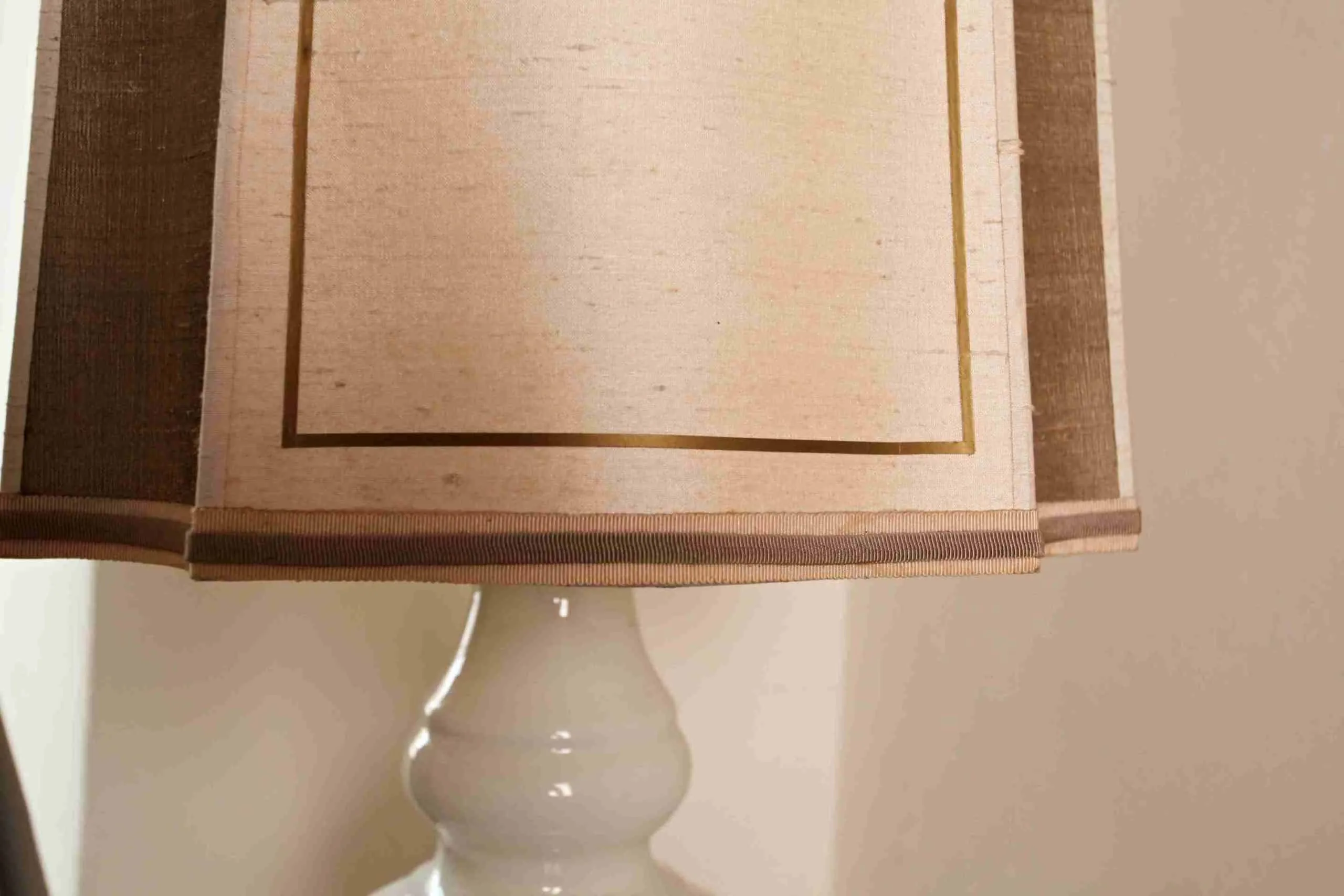 Stolní lampa z bílého porcelánu - 3