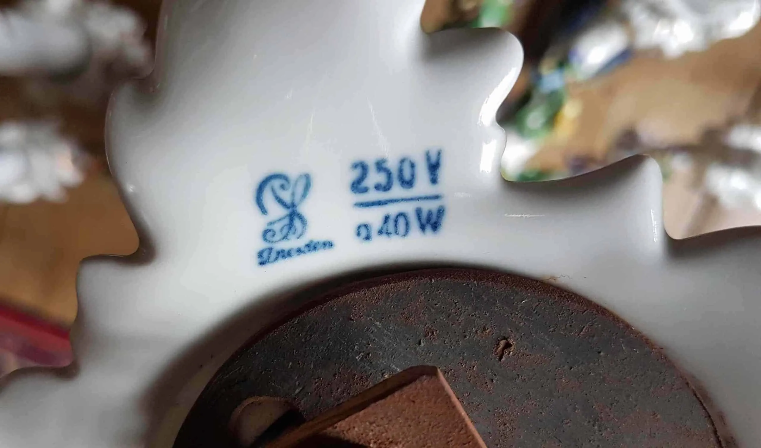 Velký porcelánový lustr, Drážďany - 10