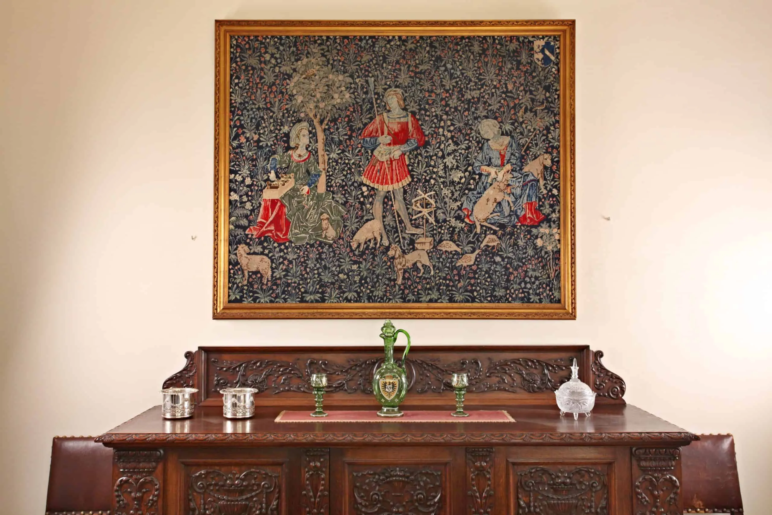 Tapiserie gobelín v rámu se středověkým motivem 175 x 145 cm - 5