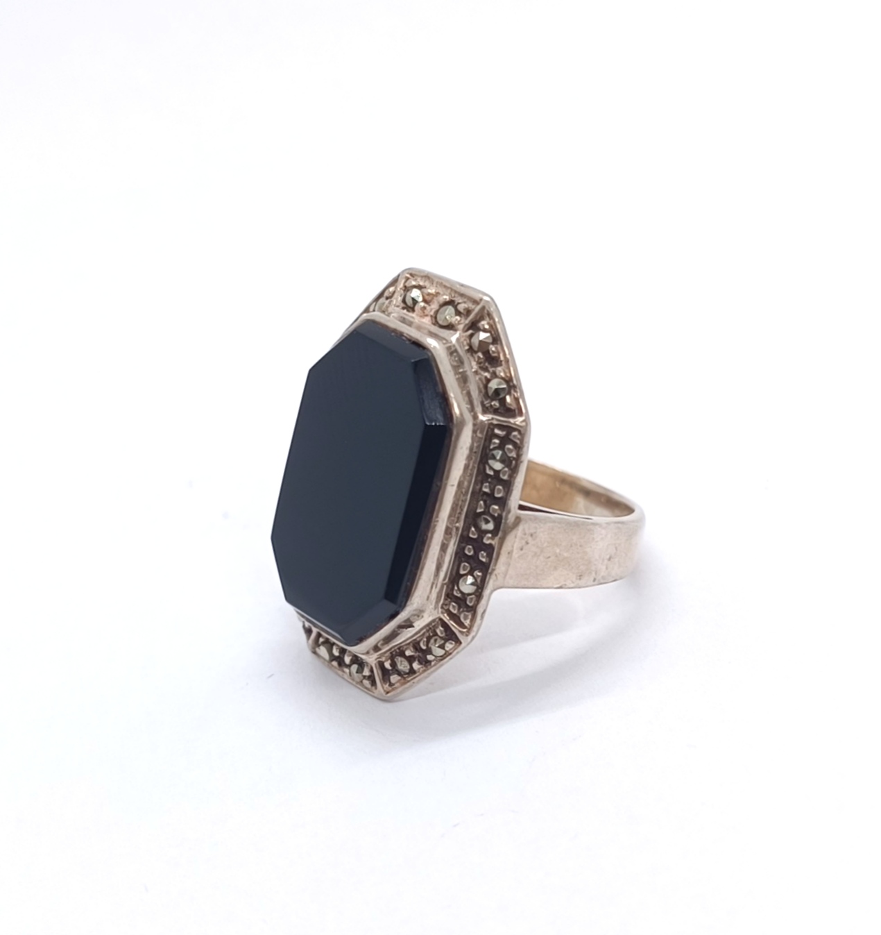 Stříbrný prsten s onyxem - 1
