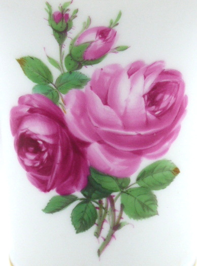 Míšeňská váza s malovanými růžemi - 2