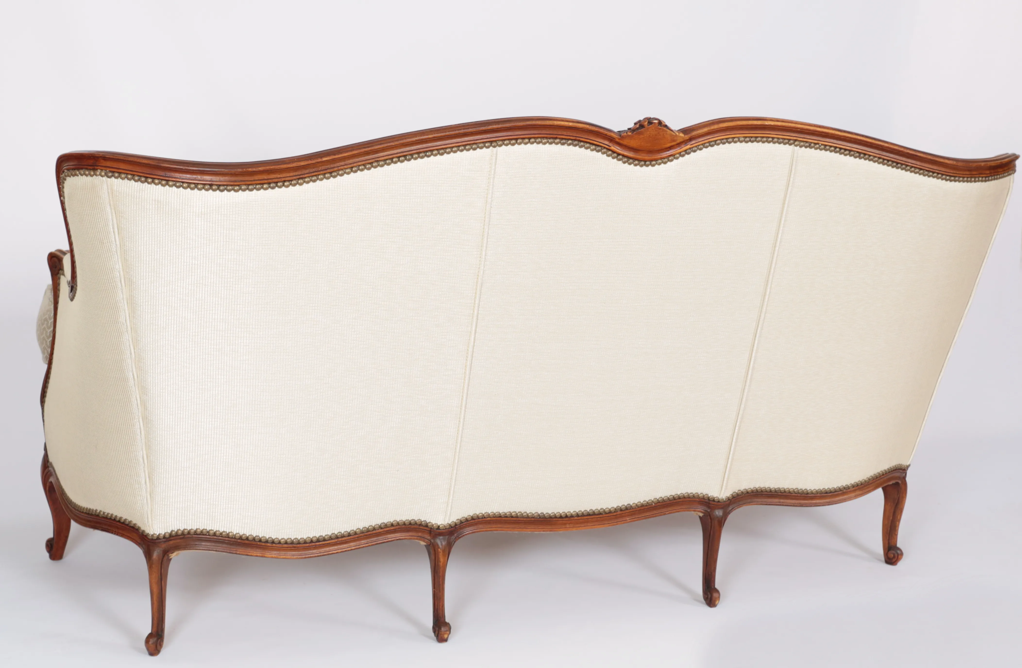 Sofa Ludvík XV. nově čalouněná - 9