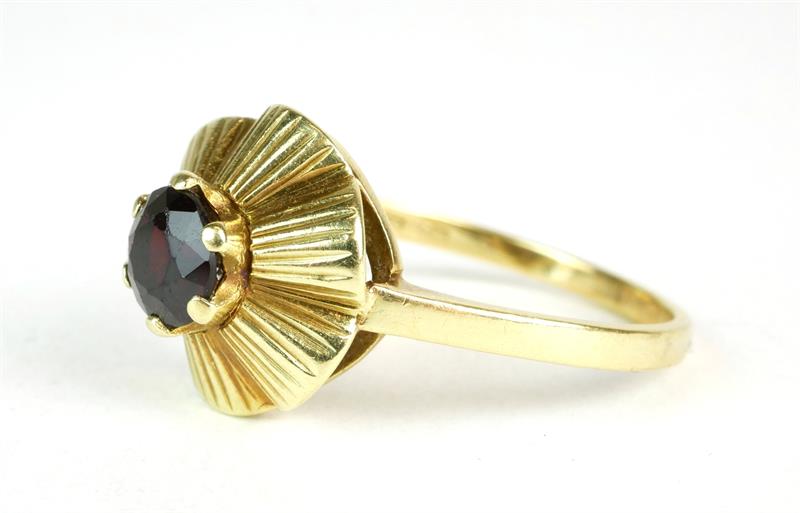 Starožitný zlatý prsten s českým granátem - 3