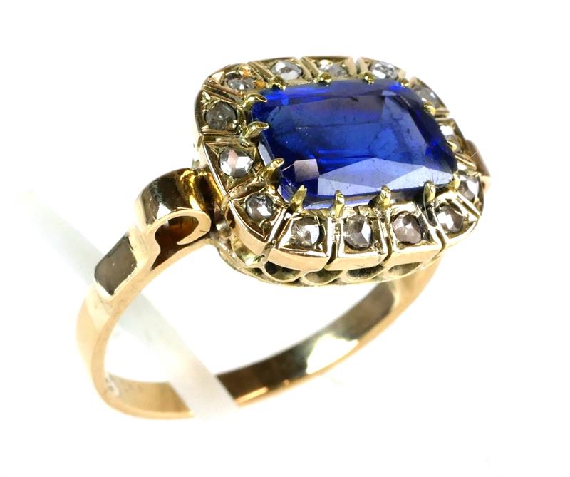 Zlatý prsten s diamanty - 1