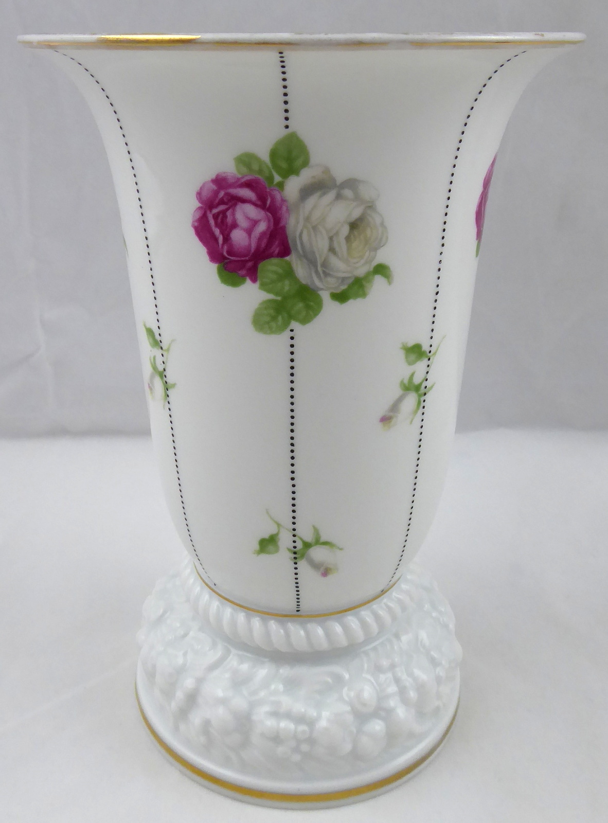 Váza s růžovými a bílými růžemi- Rosenthal