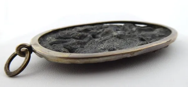 Velký přívěsek s figurálním motivem - 6