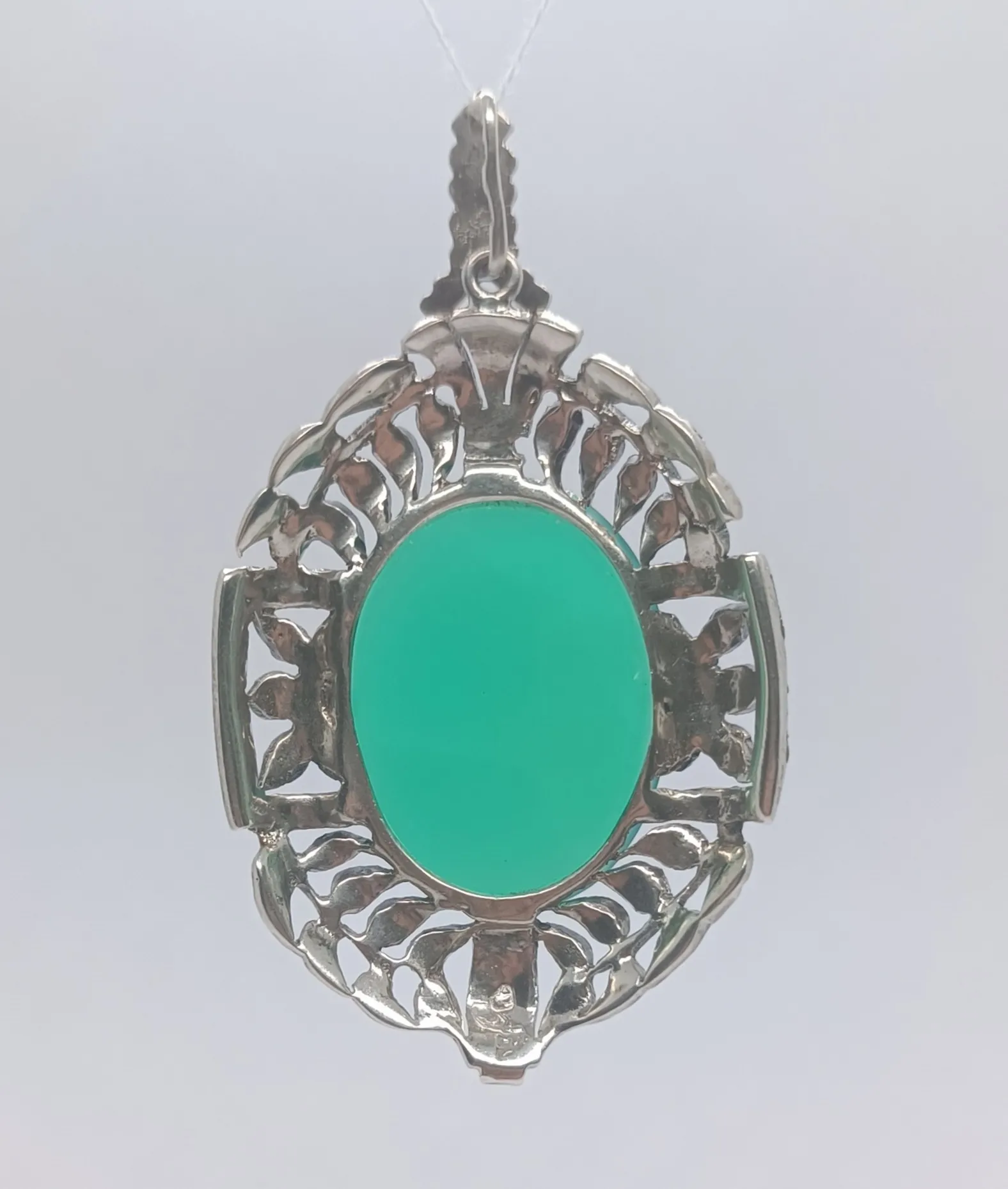 Stříbrný závěs s chalcedonem - 3