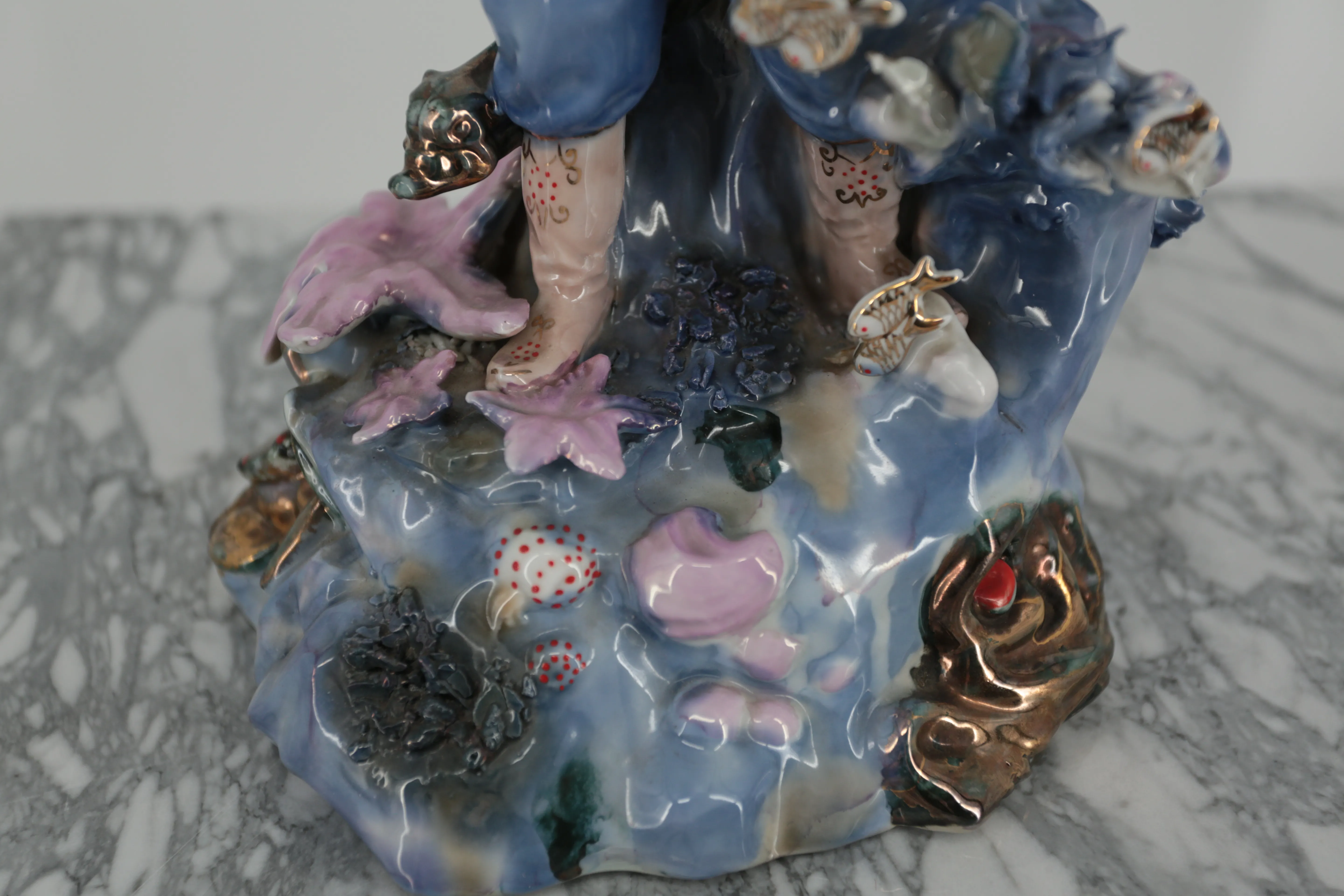 Ruská porcelánová socha hráče na citeru v 32 cm - 3