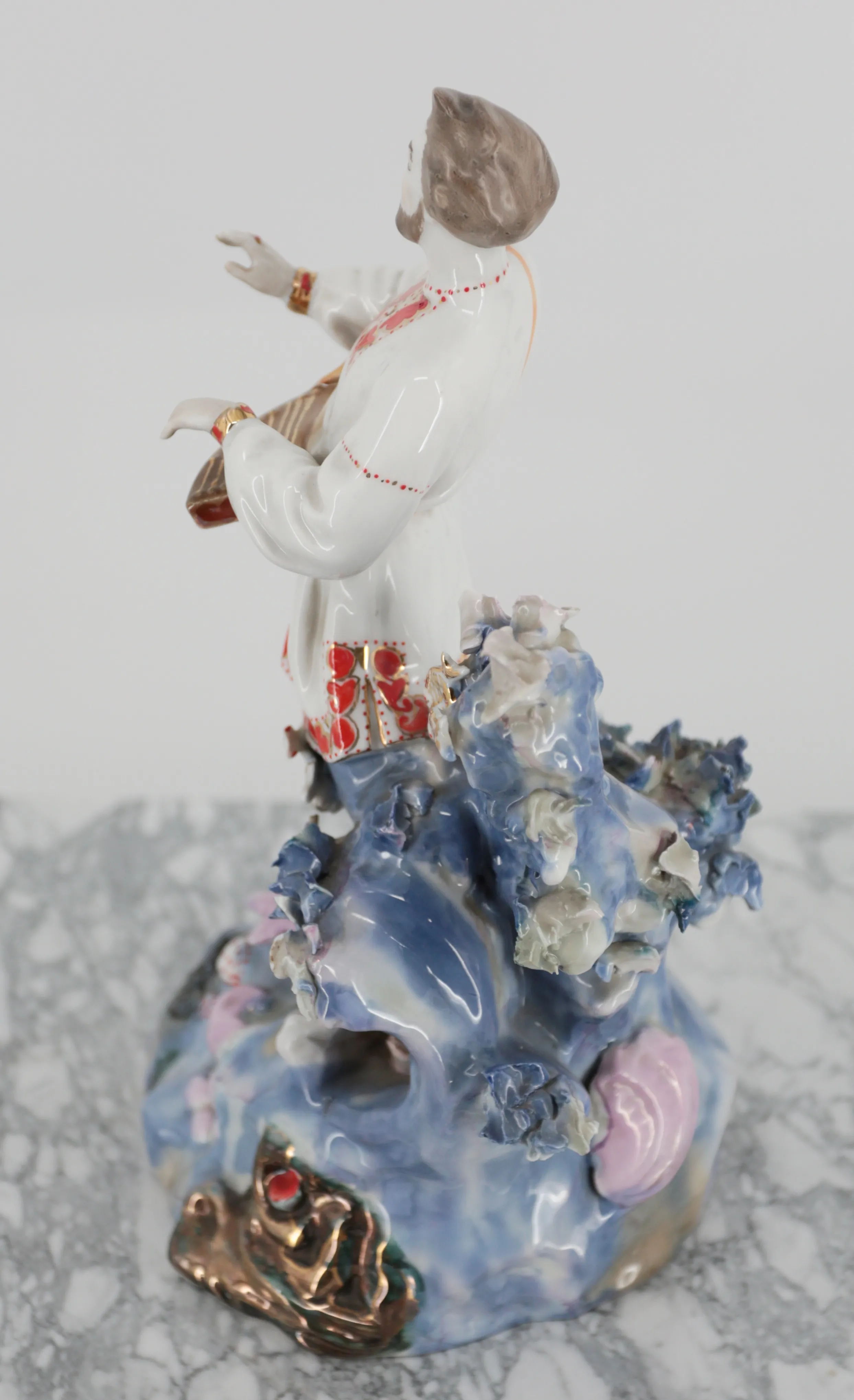 Ruská porcelánová socha hráče na citeru v 32 cm - 4