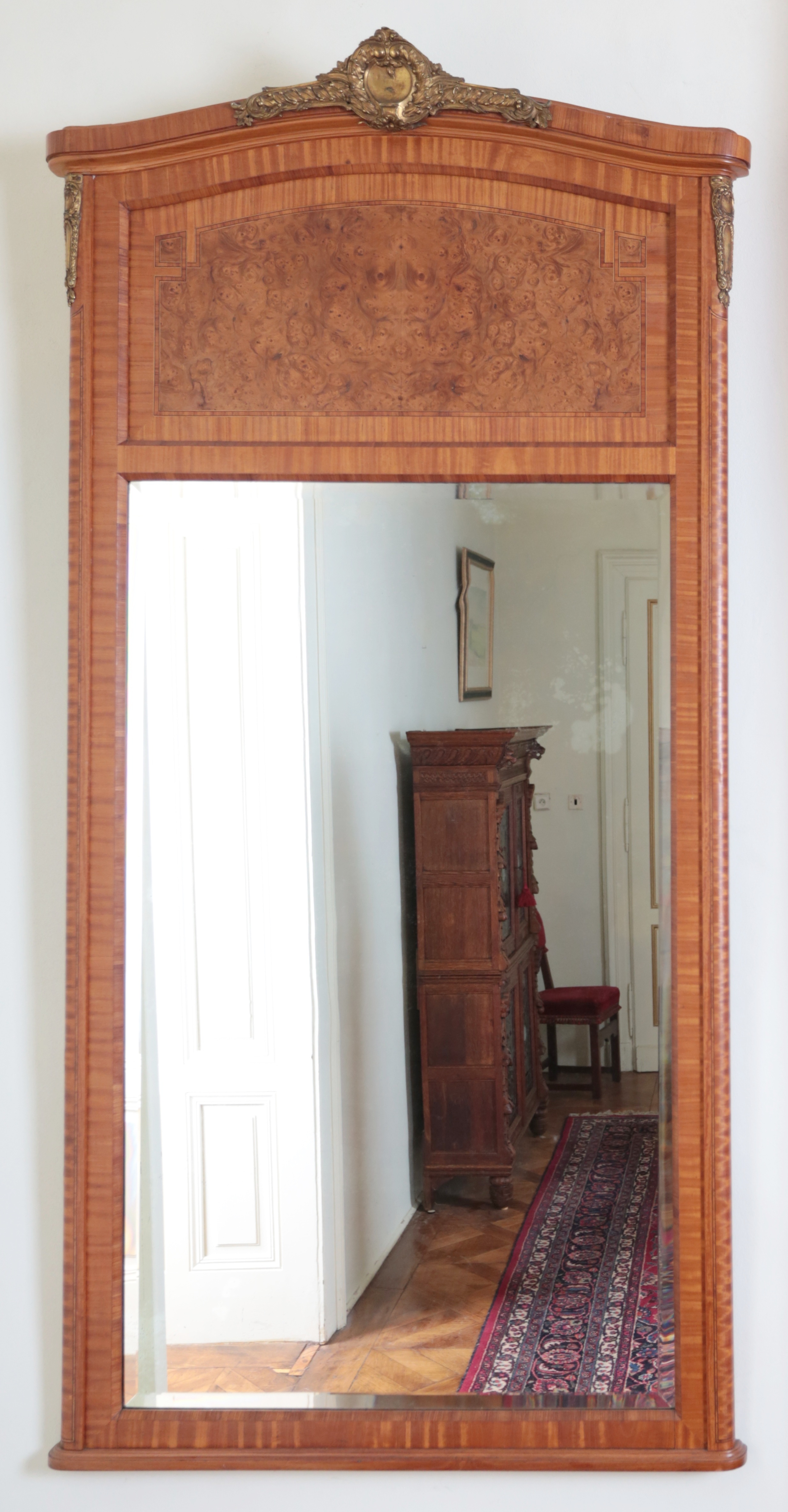 Starožitné velké Trumeau zrcadlo v klasicistním stylu