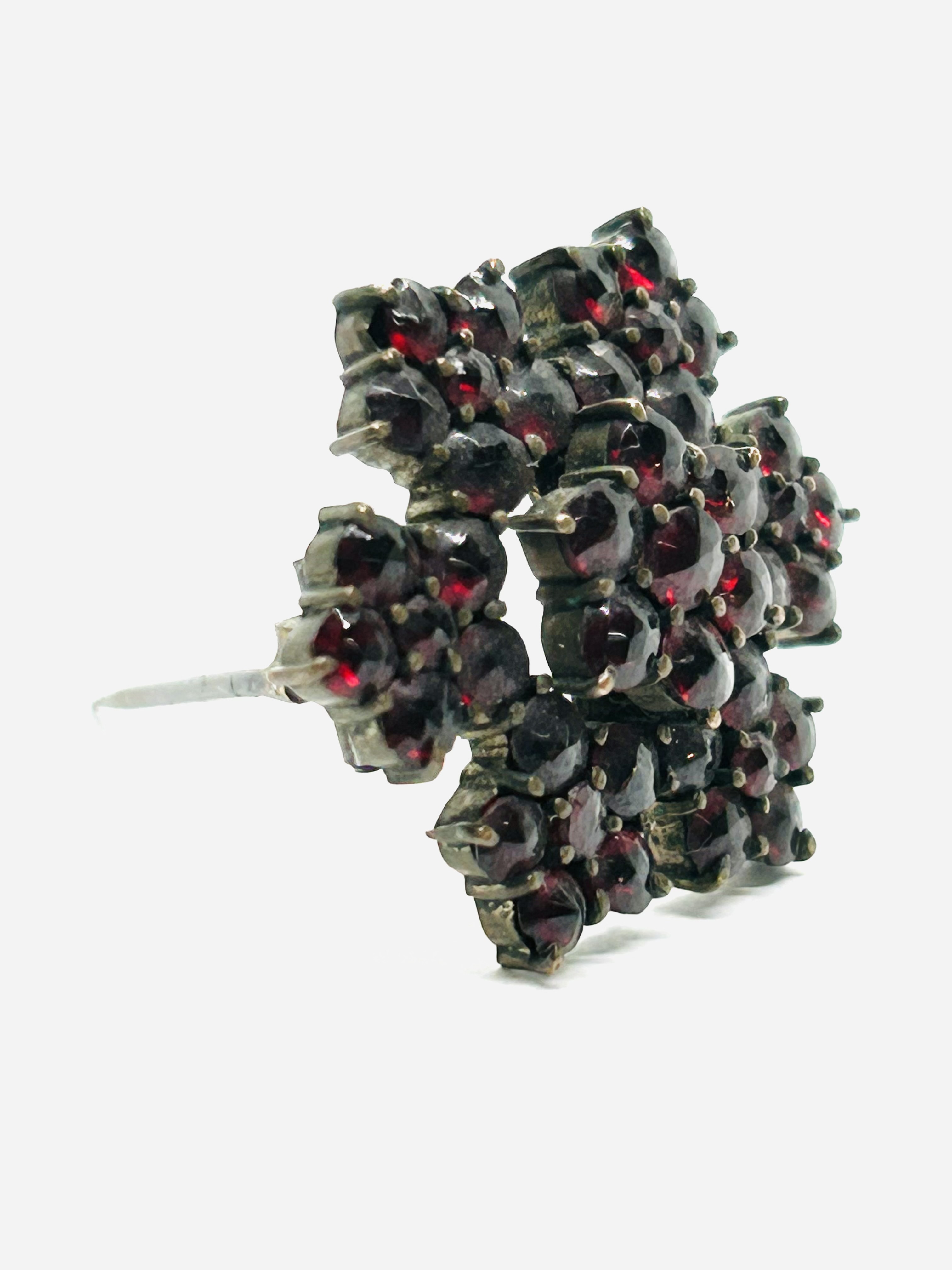 Miniaturní granátová brož - 3