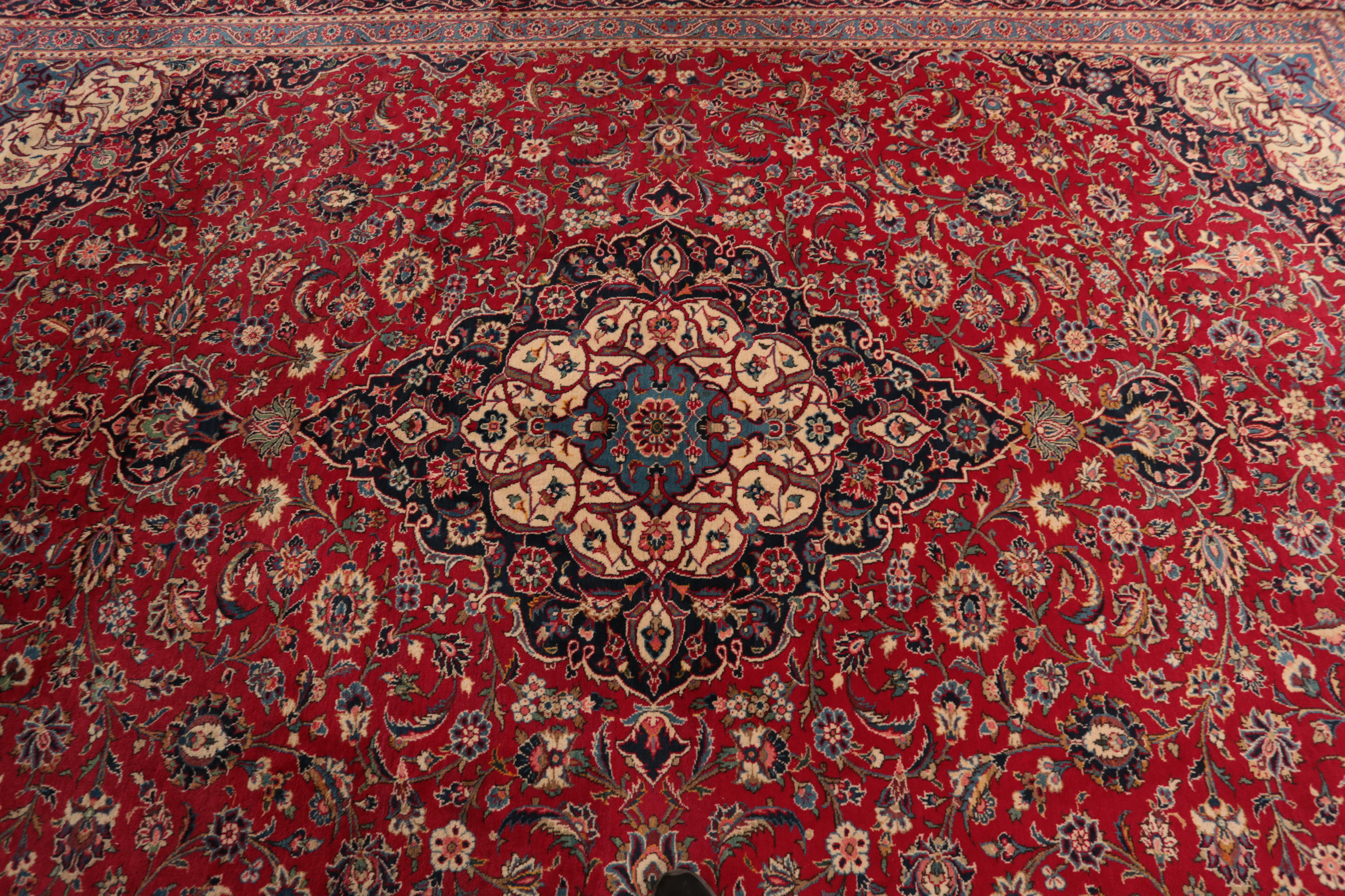 Velký perský koberec Kashan, signovaný 451 x 325 cm - 3