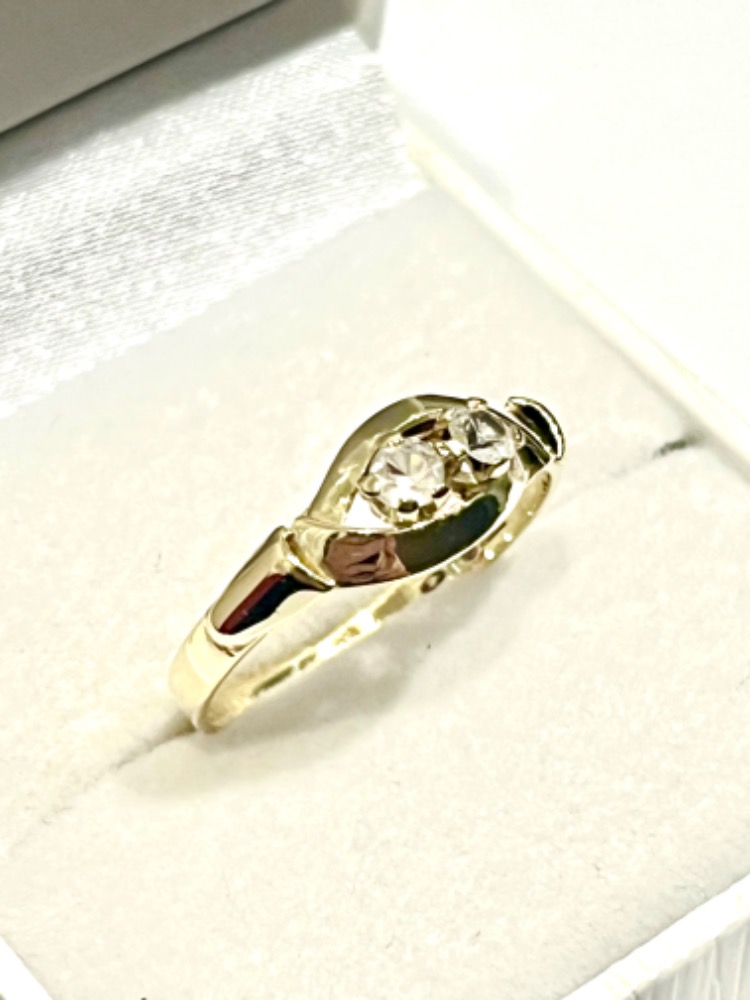 Zlatý prsten ze žlutého 14 karátového zlata - 2