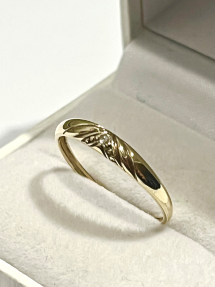 Zlatý prsten ze žlutého 14 karátového zlata - 1