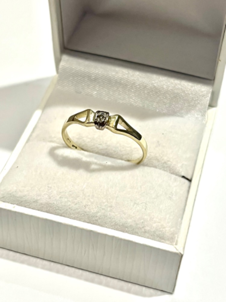 Zlatý prsten ze 14 karátového zlata Čejka - 2