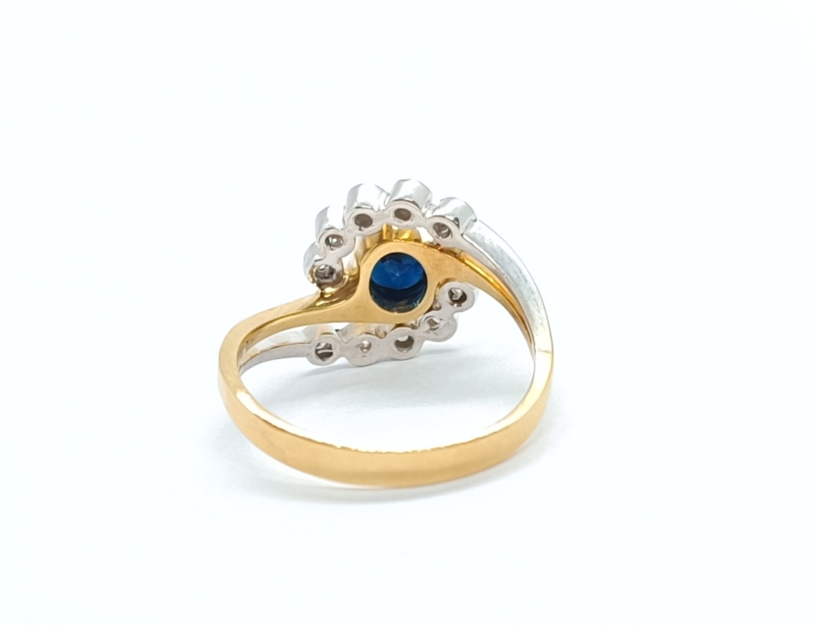 Zlatý prsten se safírem - 9