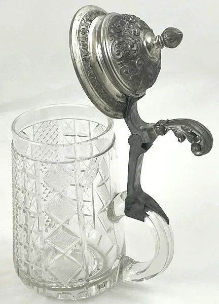 Skleněný broušený korbel s monogramem - 3