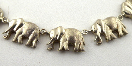 Stříbrný náhrdelník se slony - 5