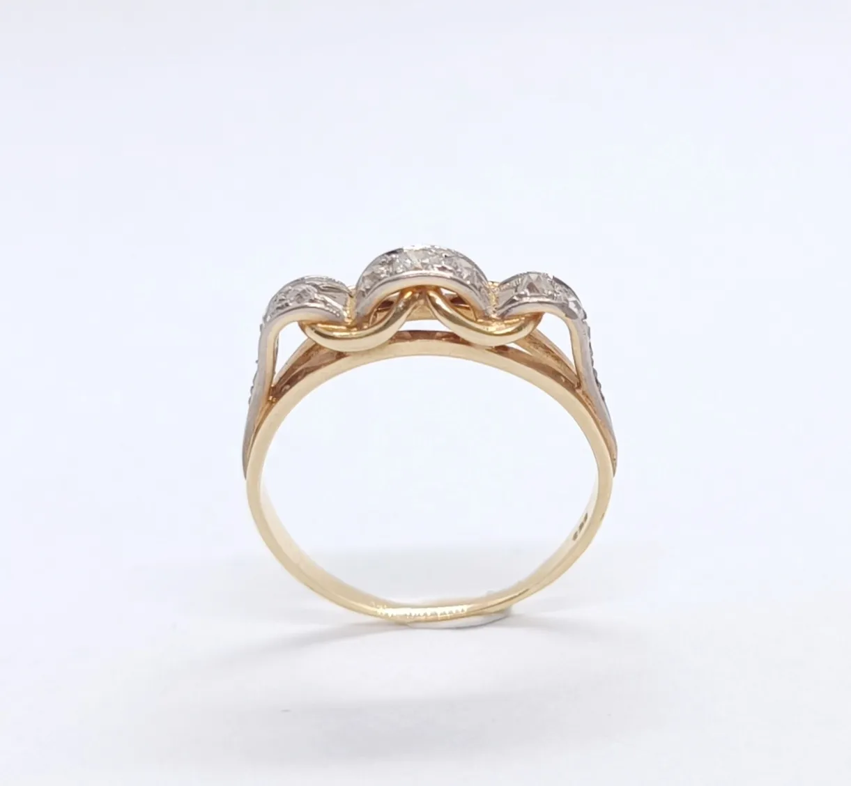 Zlatý art deco prsten s diamanty - 2