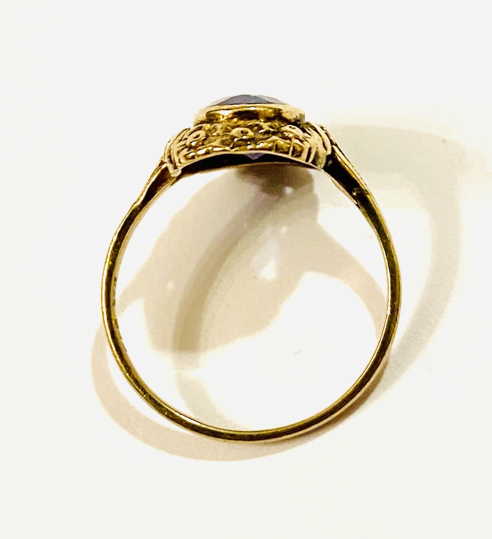 Zlatý secesní prsten se safírem - 5