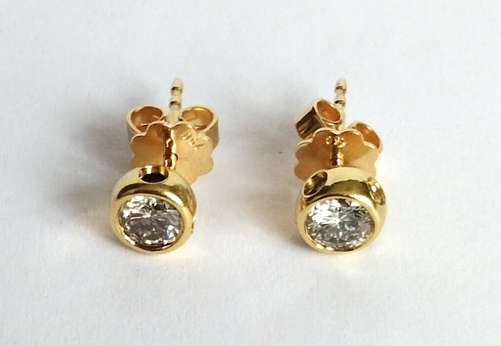 Zlaté náušnice s diamanty, 0,73 ct - 1
