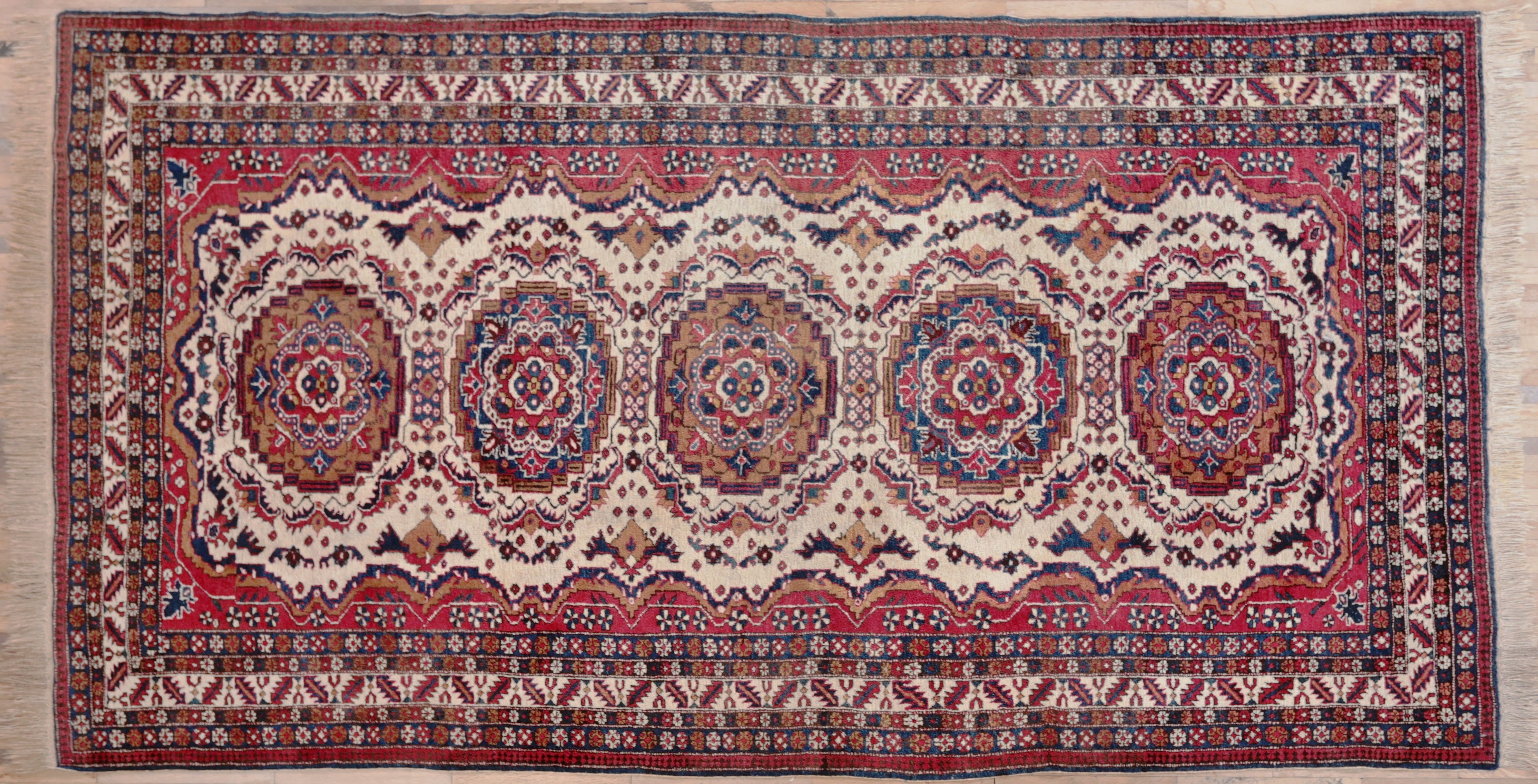 Vlněný orientální koberec Shirvan 298 x 165 cm - 1