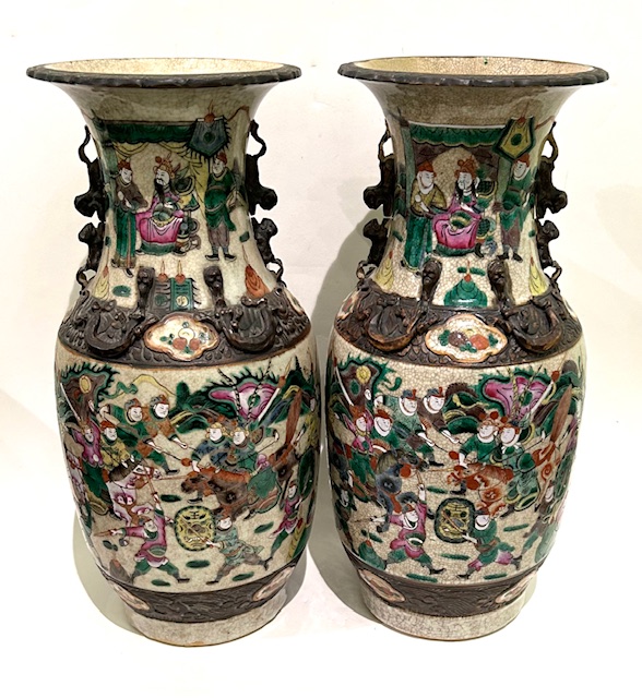 Párové čínské porcelánové vázy Nanking