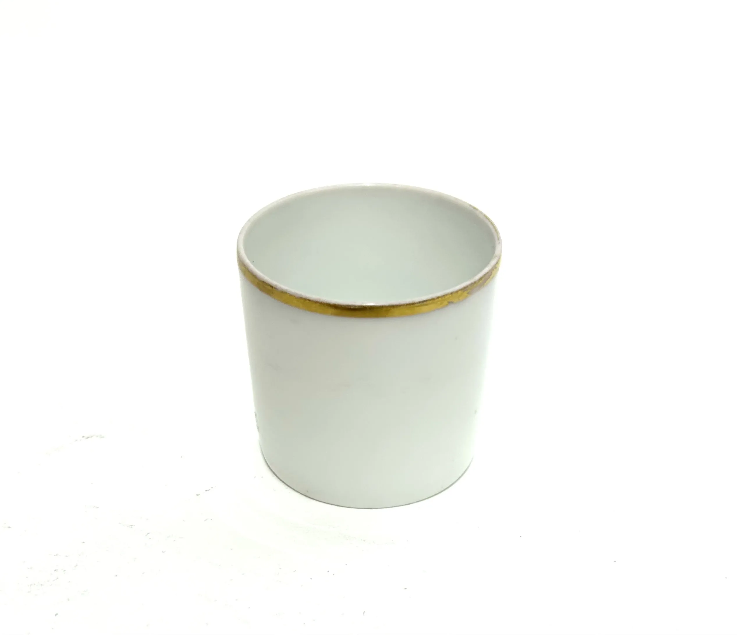Stříbrný podšálek a stříbrný šálek s porcelánovou vložkou - 4