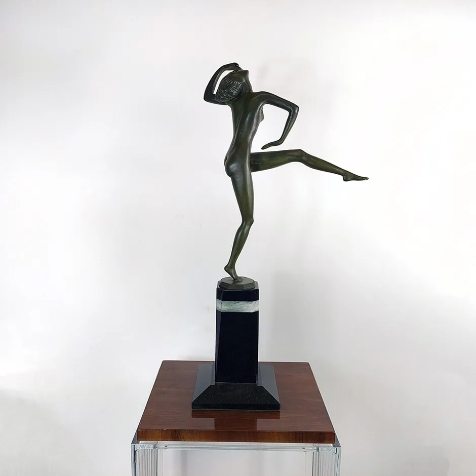 Bronzová figura ženy – Felix Weiss - 2